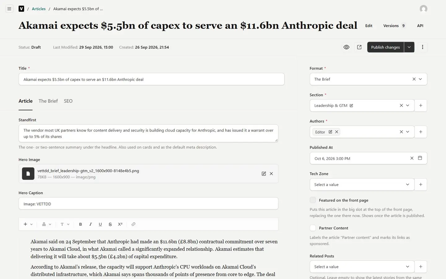 A story in the editor, with its format and section